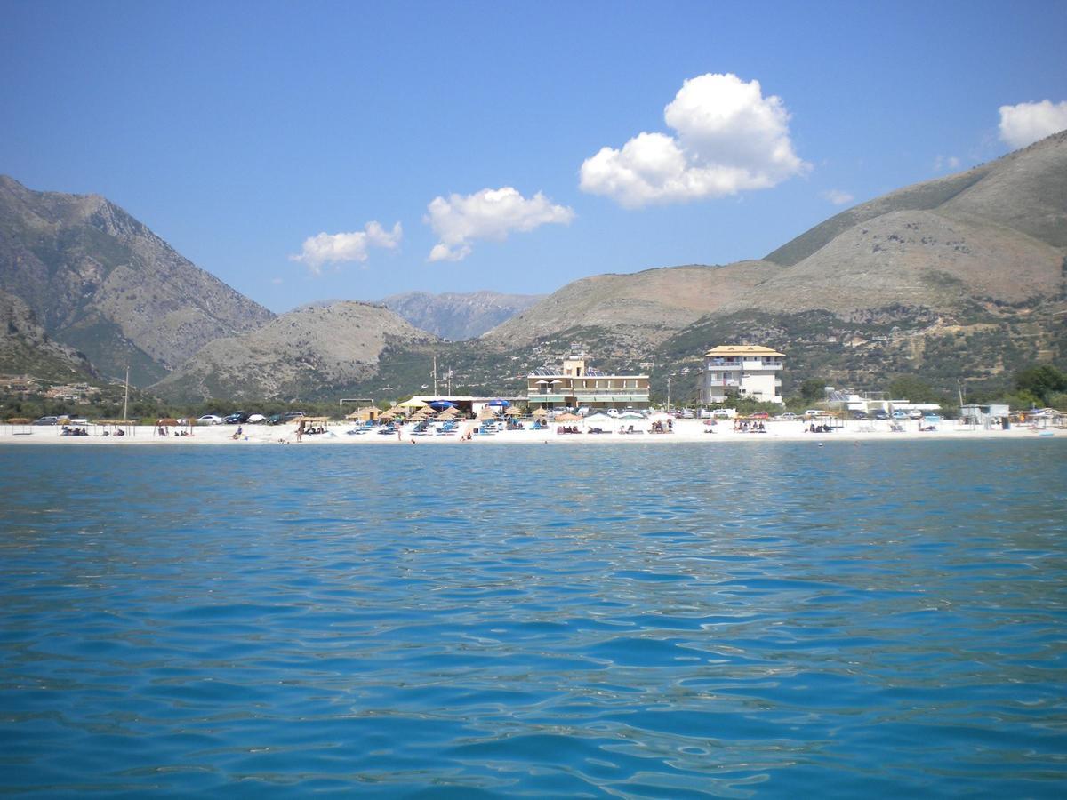 Vila Hadhri Borsh Εξωτερικό φωτογραφία